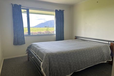 Photo of property in 4248 Harihari Highway, Harihari, 7884