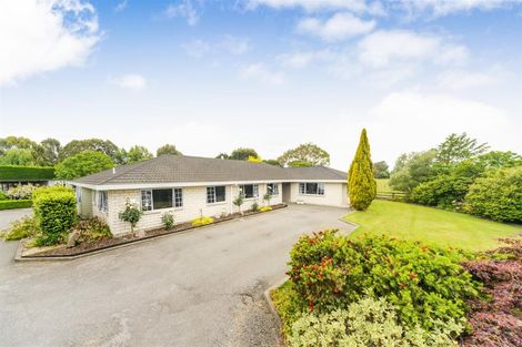 Photo of property in 130 Parewanui Road, Bulls, 4894