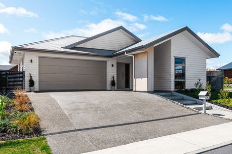 Photo of property in 15 Tai Road, Wharewaka, Taupo, 3330