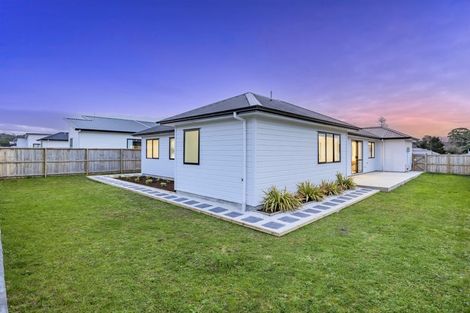 Photo of property in 5 Cutfield Lane, Kumeu, 0810