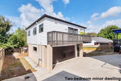 Photo of property in 92 Waimumu Road, Massey, Auckland, 0614