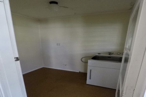 Photo of property in 20 Nutsey Avenue, Northcote, Auckland, 0627