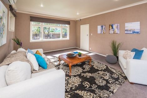 Photo of property in 16 Dickson Crescent, Saint Johns Hill, Whanganui, 4500