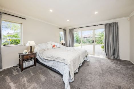 Photo of property in 264 Hill Road, The Gardens, Auckland, 2105