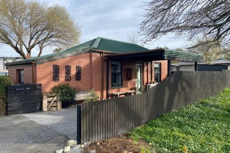 Photo of property in 23 South Terrace Road, Geraldine, 7930