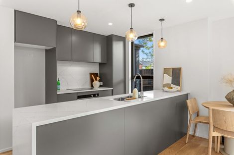 Photo of property in 2/60 Innes Road, St Albans, Christchurch, 8052