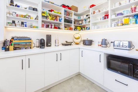 Photo of property in 17 Hopkirk Avenue, Wallaceville, Upper Hutt, 5018