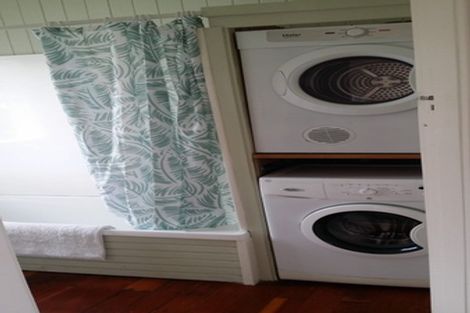 Photo of property in 36 Esmonde Road, Takapuna, Auckland, 0622