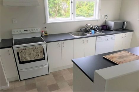 Photo of property in 30 Davidson Crescent, Tawa, Wellington, 5028