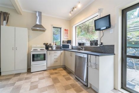 Photo of property in 65 Forfar Street, Clyde Hill, Dunedin, 9011