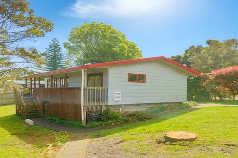 Photo of property in 8 Paramu Avenue, Birkdale, Auckland, 0626