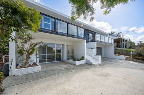Photo of property in 18 Seaview Road, Ruakaka, 0116