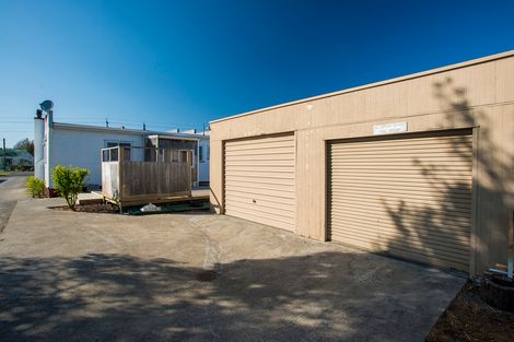 Photo of property in 16 De Lautour Road, Kaiti, Gisborne, 4010