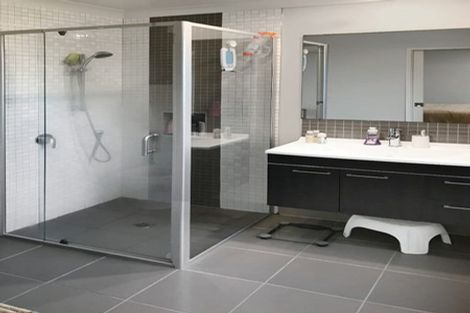 Photo of property in 50 Intrepid Crescent, Beachlands, Auckland, 2018