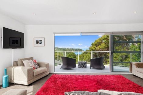 Photo of property in 96 Victory Road, Laingholm, Auckland, 0604