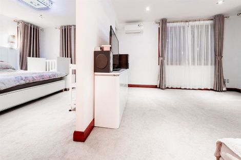 Photo of property in 12 Fairhill Place, Flat Bush, Auckland, 2016