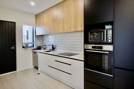 Photo of property in 2a Mcquoid Place, Glenfield, Auckland, 0629