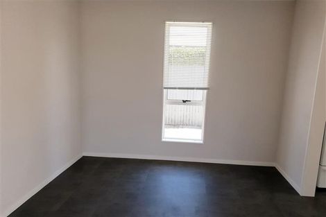 Photo of property in 21 Duckworth Crescent, Greenmeadows, Napier, 4112