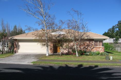 Photo of property in 15 Fairview Road, Papatoetoe, Auckland, 2025