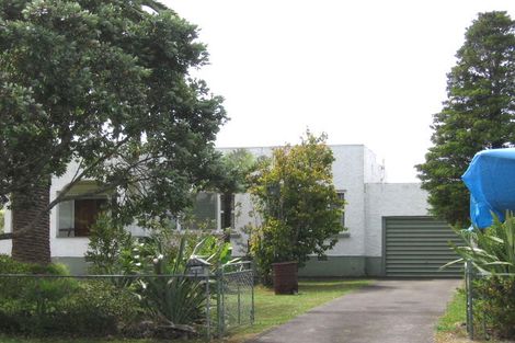 Photo of property in 85 Lancaster Road, Beach Haven, Auckland, 0626