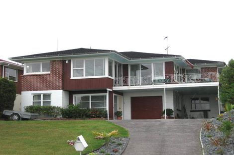 Photo of property in 46 Manhattan Heights, Glendene, Auckland, 0602