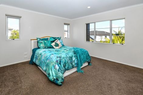 Photo of property in 4 Glasson Avenue, Flat Bush, Auckland, 2016