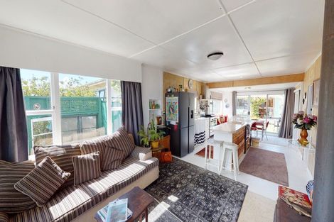 Photo of property in 32 Dixie Street, Te Horo Beach, Otaki, 5581