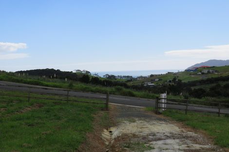 Photo of property in 12 Pekama Drive, Cable Bay, 0420