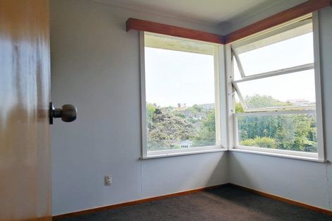 Photo of property in 33 Coronation Road, Hillcrest, Auckland, 0627