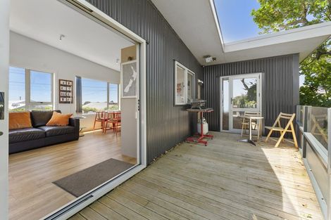 Photo of property in 68 Clemow Road, Fitzroy, New Plymouth, 4312