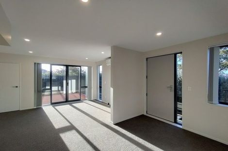 Photo of property in 2/9 Beaufield Lane, Te Atatu Peninsula, Auckland, 0610