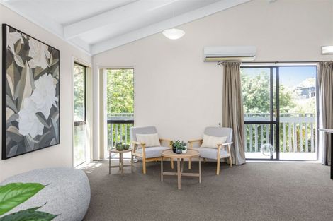 Photo of property in 84 Milton Road, Bluff Hill, Napier, 4110