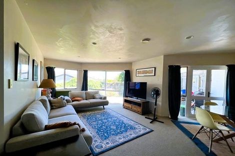 Photo of property in 27 Palmgreen Court, Stanmore Bay, Whangaparaoa, 0932