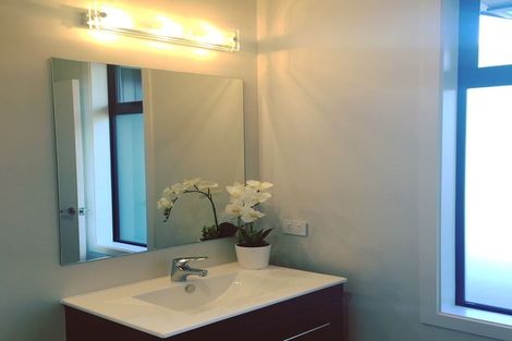 Photo of property in 10 Morepork Way, Arthurs Point, Queenstown, 9371