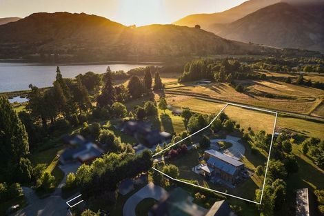 Photo of property in 10 Ellen Johnson Terrace, Lake Hayes, Queenstown, 9371