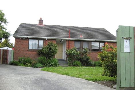 Photo of property in 6 Lyall Place, Bryndwr, Christchurch, 8053