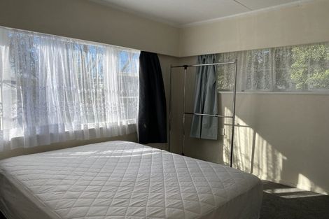 Photo of property in 6 Croft Grove, Moera, Lower Hutt, 5010