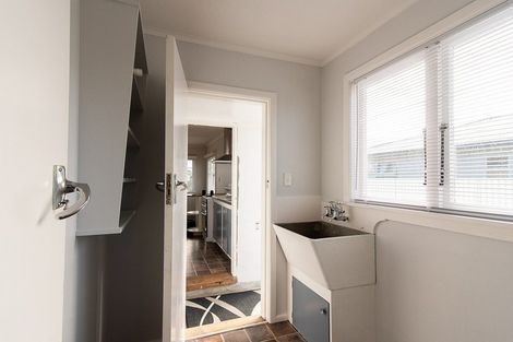 Photo of property in 8 Hillary Crescent, Maraenui, Napier, 4110