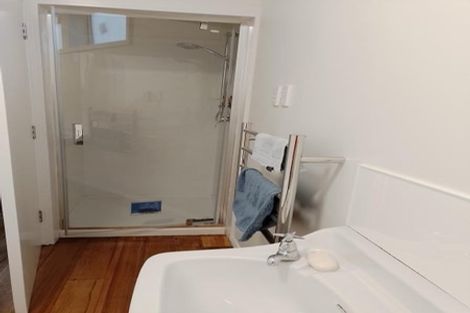 Photo of property in 39 Rangoon Street, Khandallah, Wellington, 6035