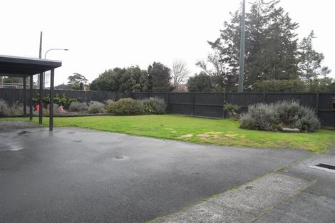 Photo of property in 490 Swanson Road, Ranui, Auckland, 0612