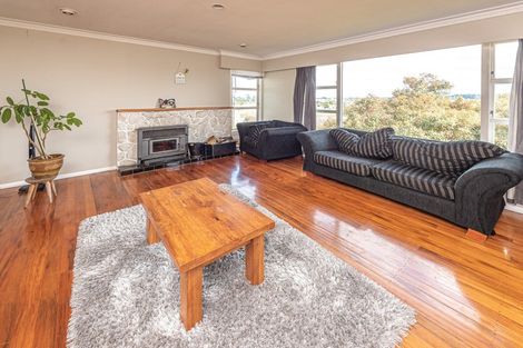 Photo of property in 23 Wairere Road, Bastia Hill, Whanganui, 4500