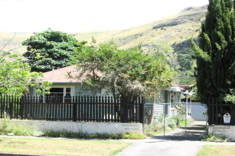 Photo of property in 48 Whitfield Street, Sumner, Christchurch, 8081