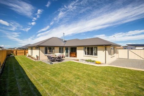 Photo of property in 39 Koura Drive, Rangiora, 7400