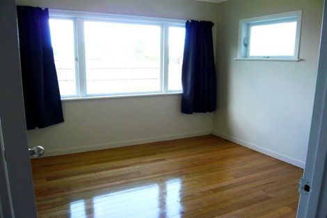 Photo of property in 12 Woodside Road, Massey, Auckland, 0614