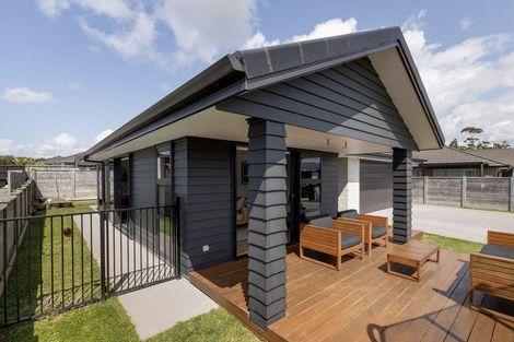 Photo of property in 15 Augusta Rise, Omokoroa, 3114