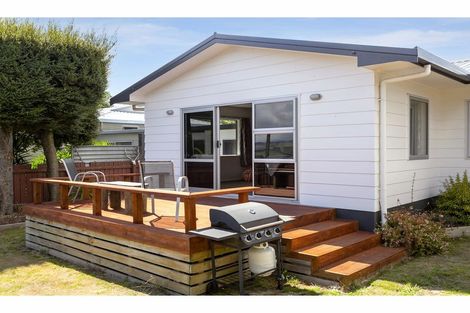 Photo of property in 35 Otupai Street, Two Mile Bay, Taupo, 3330