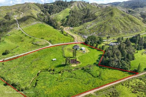 Photo of property in 128 Dimmock Road, Waitakaruru, Pokeno, 2471