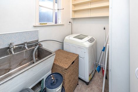 Photo of property in 27 Kowhai Street, Castlecliff, Whanganui, 4501