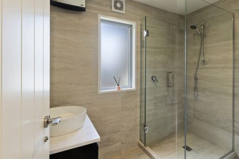 Photo of property in 75 Hensman Road, Queenstown, 9300