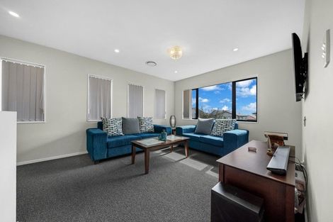 Photo of property in 12 Nandi Lane, Ranui, Auckland, 0612